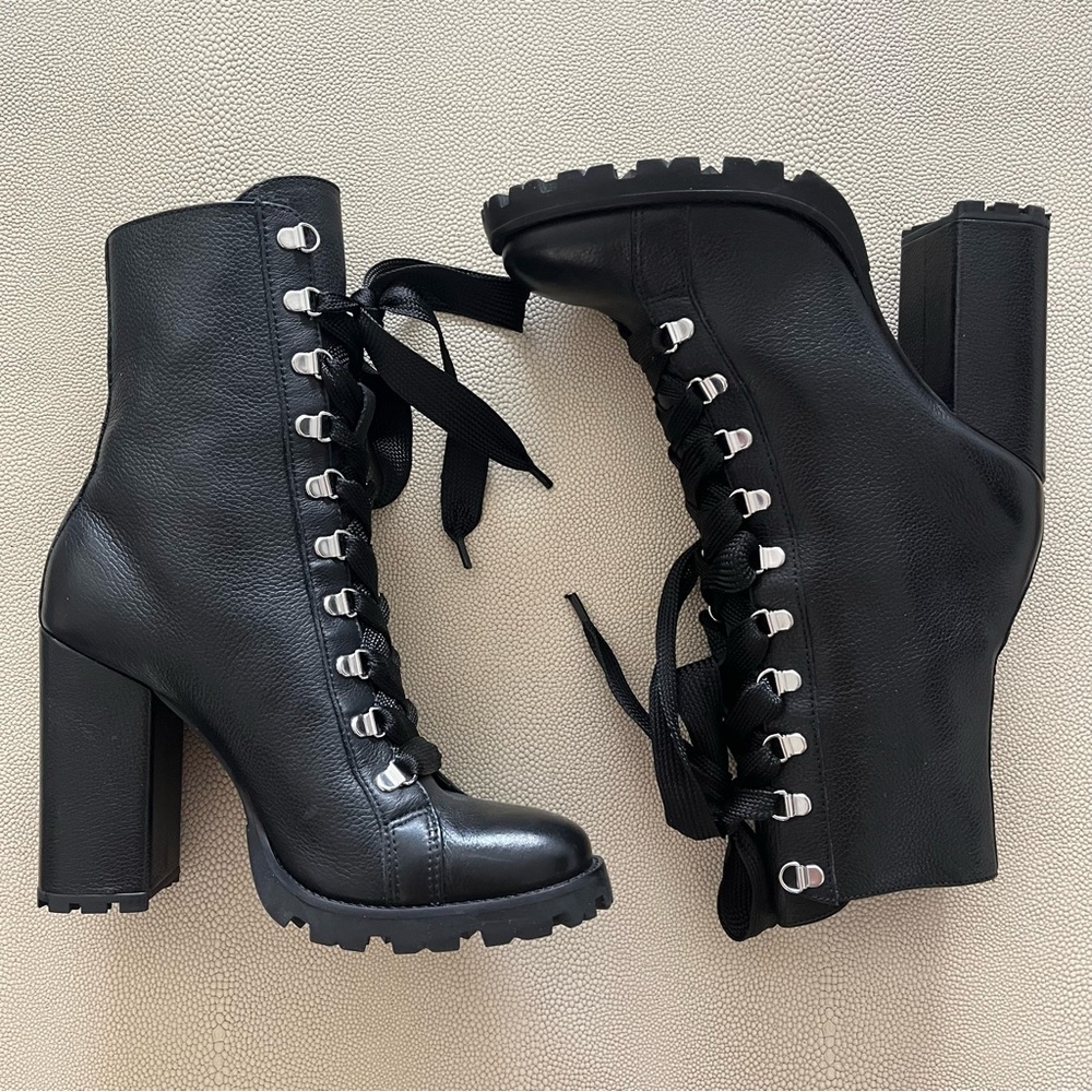 Schutz Zhara Bootie Black Leather Lace Up Lug Sole High Block Heel Boots Sz 11
